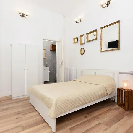 Apartmán 1nk Downtown Cozy Nest